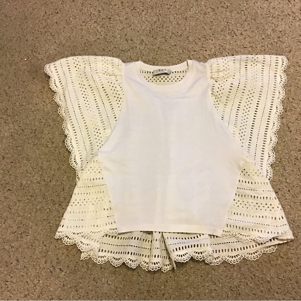 SEA NEW YORK WHITE EYELIT TOO BAT WING STYLE SZ S BIT OVERSIZED EUC
